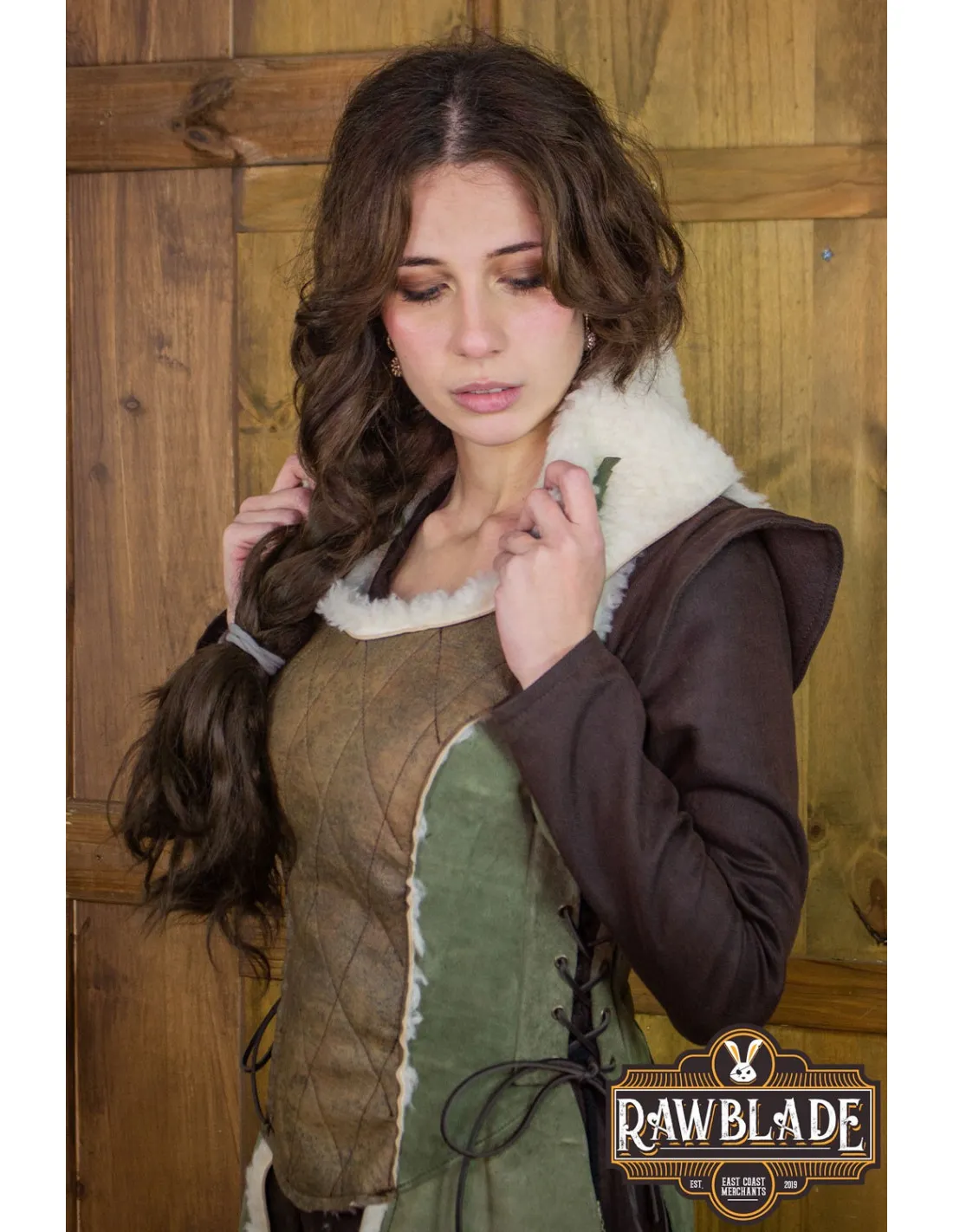 ABRIGO MEDIEVAL MUJER ELISABETA EN PIEL  VERDE