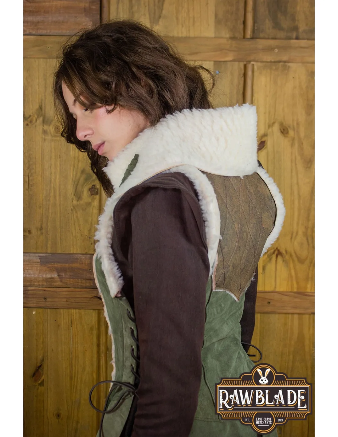 ABRIGO MEDIEVAL MUJER ELISABETA EN PIEL  VERDE