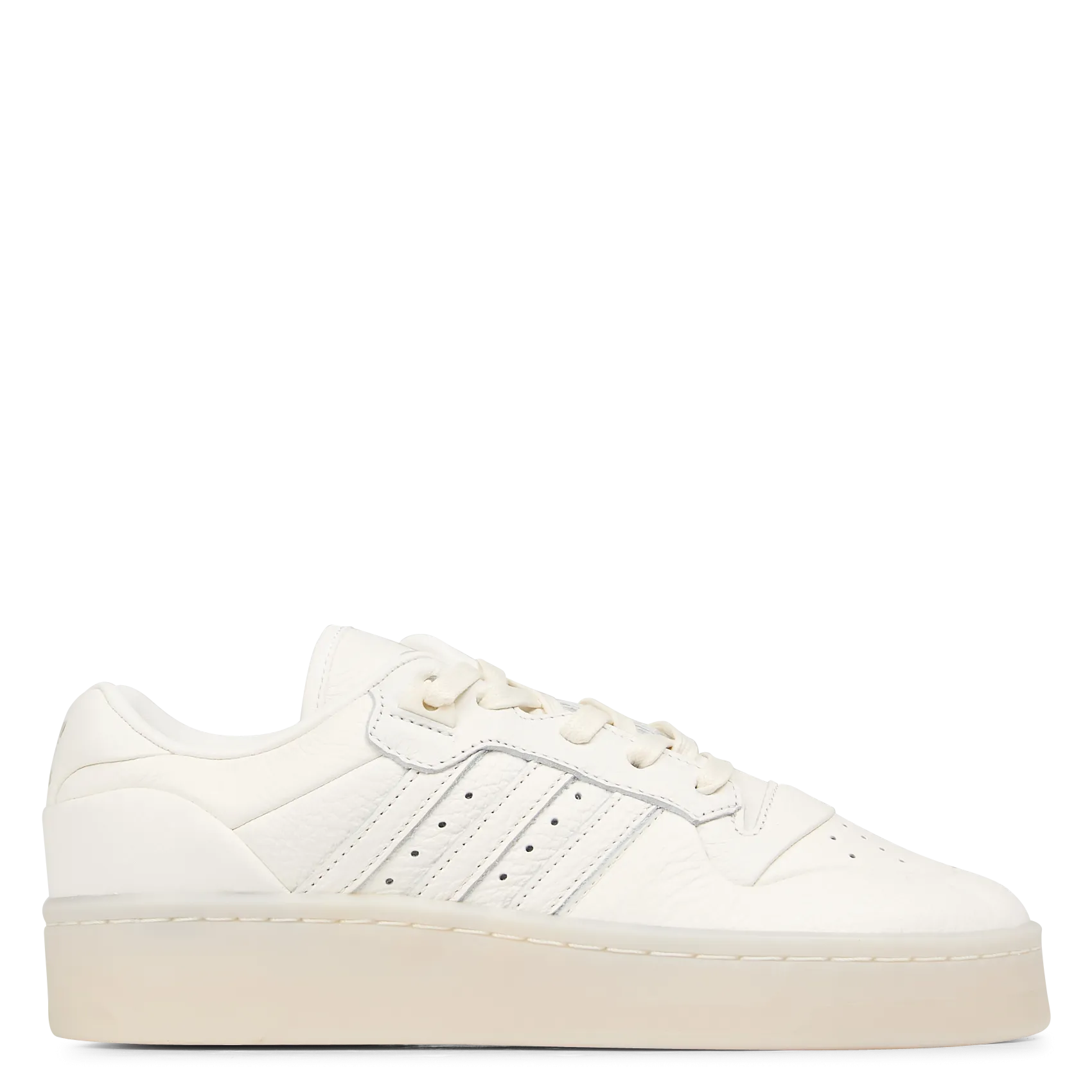 ADIDAS RIVALRY LUX LOW  ASICS GEL PULSE 13 EN BLANCO