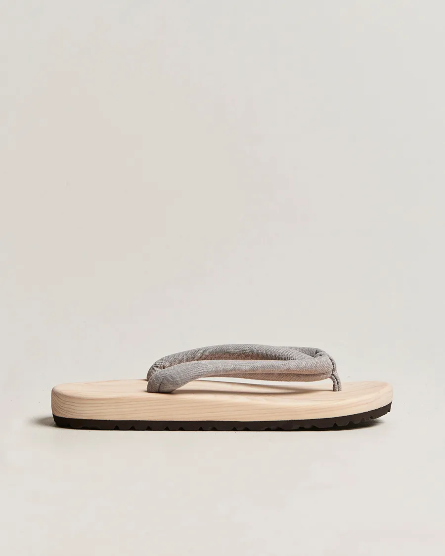 Beams Japan Wooden Geta Sandals Light Grey