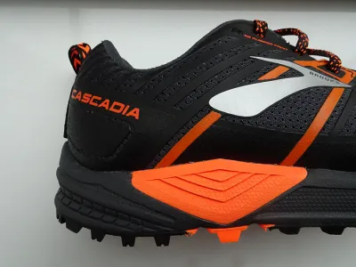 Brooks Cascadia 13