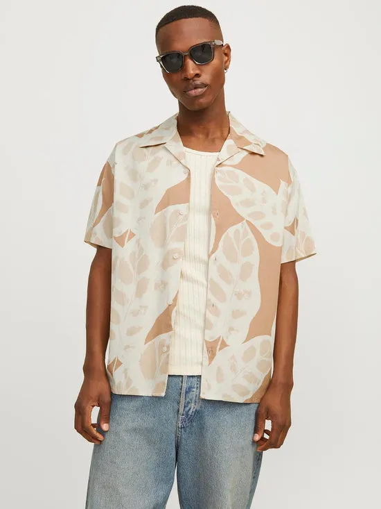 CAMISA CON ESTAMPADO MARRóN  JORSEQUOIA