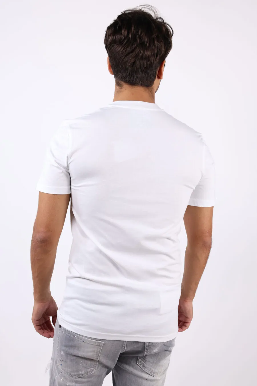 Camiseta blanca con minilogo oso