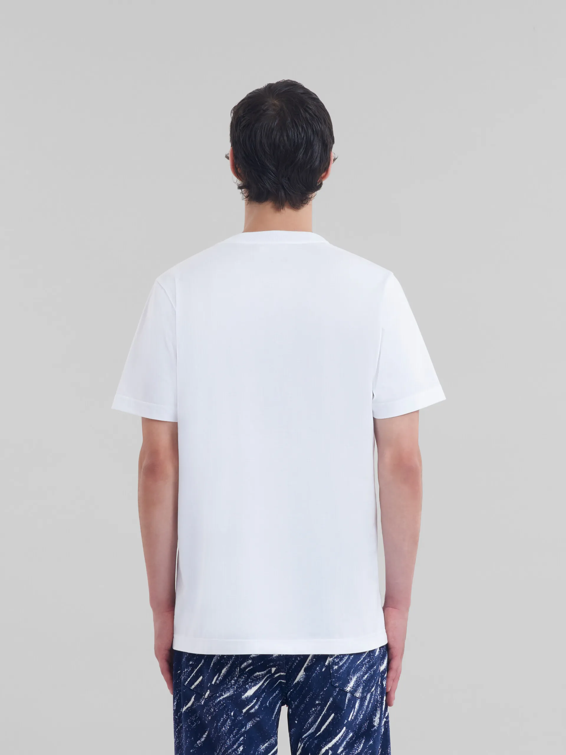 Camiseta blanca de algodón orgánico con logotipo Marni de efecto remiendo