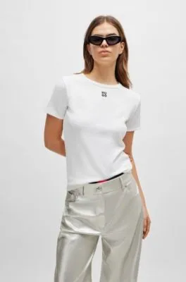Camiseta de algodón con logo apilado bordado