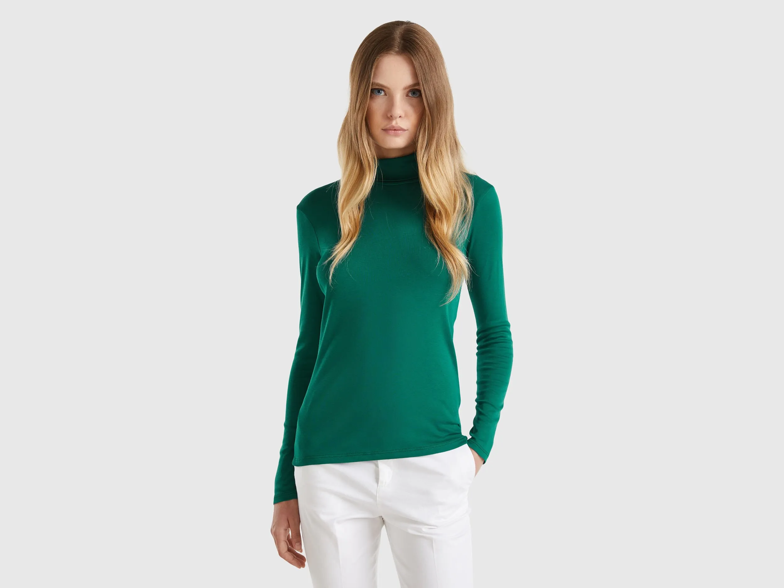 Camiseta de manga larga con cuello alto