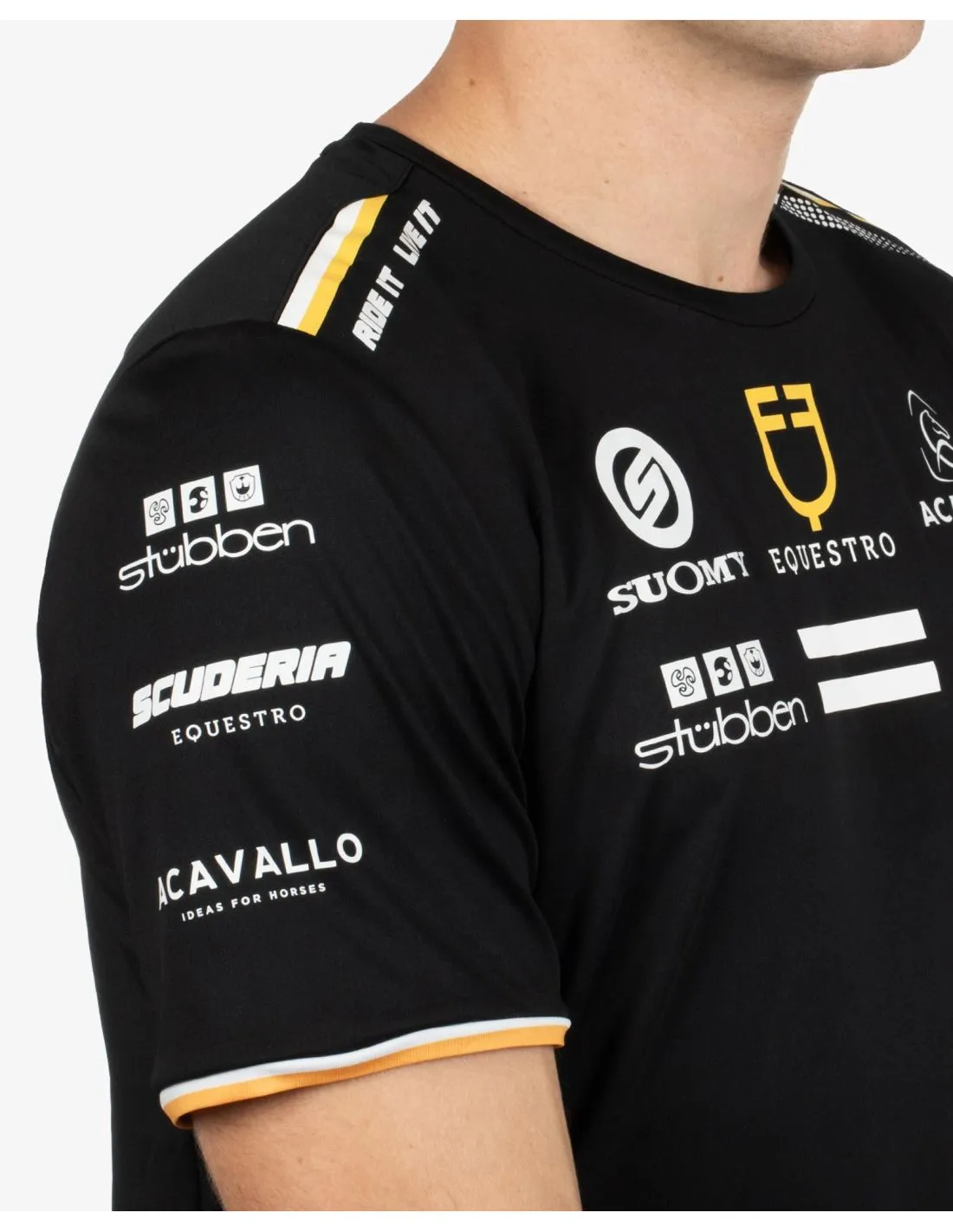 Camiseta hombre multilogo tejido técnico