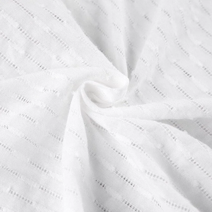 Camisón blanco con corte en escote