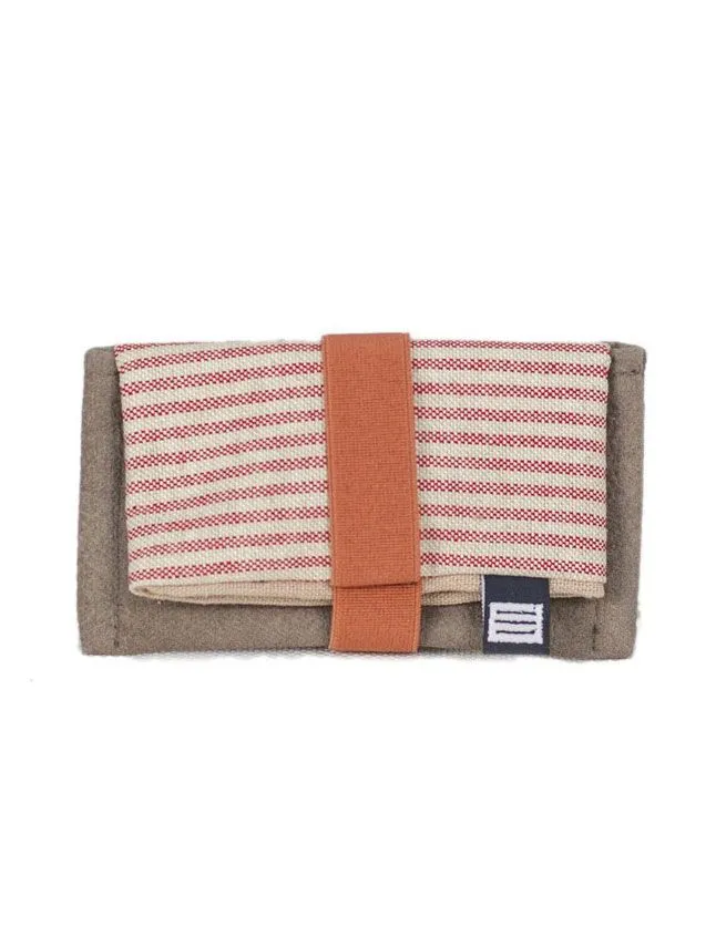 Cartera de tela recuperada a rayas