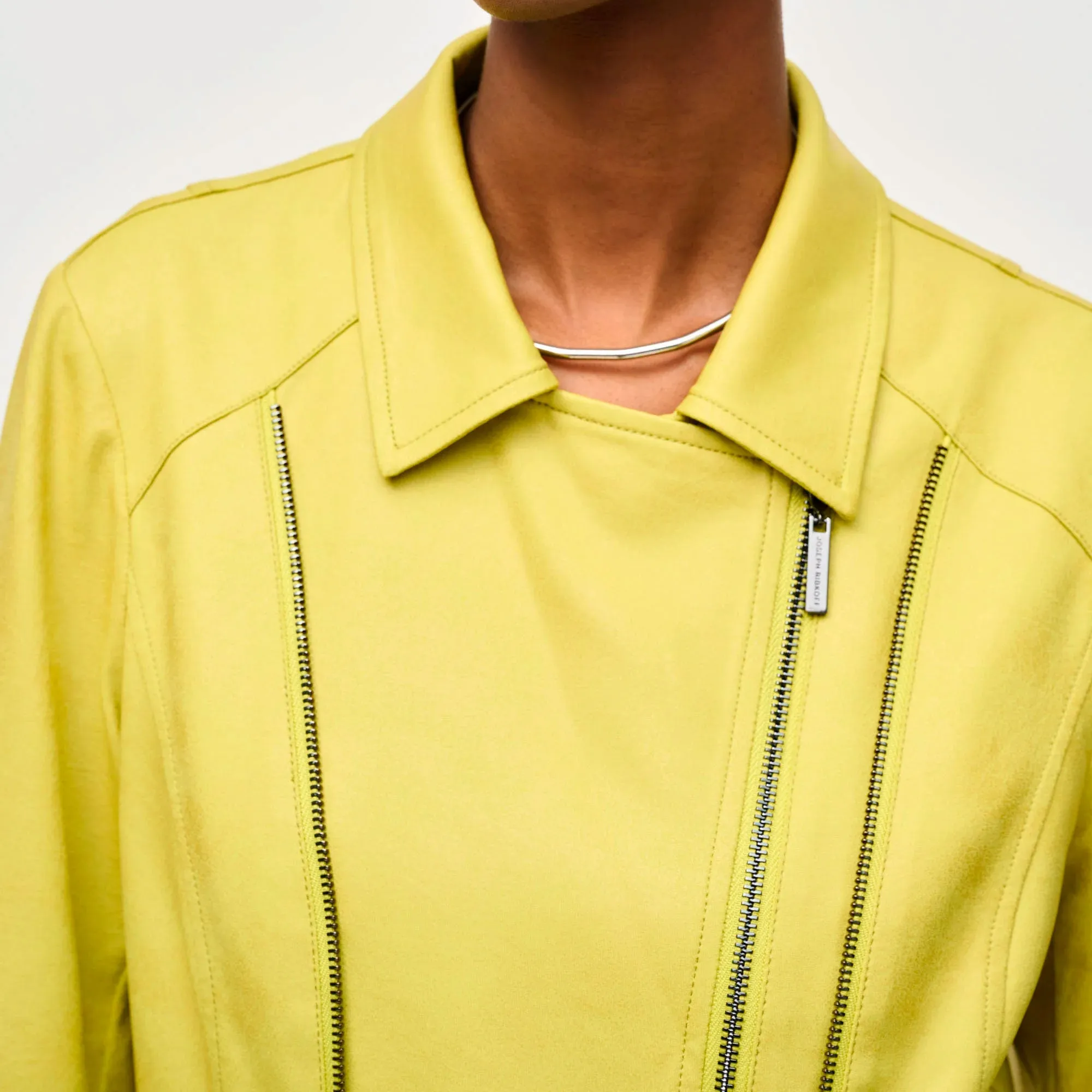 Chaqueta Casual con Punto Metalizado Joseph Ribkoff 243905