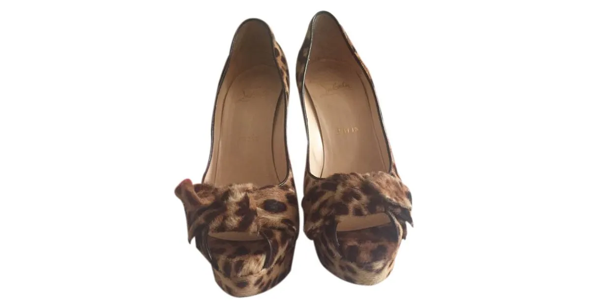 Christian Louboutin Señora peep Estampado de leopardo 