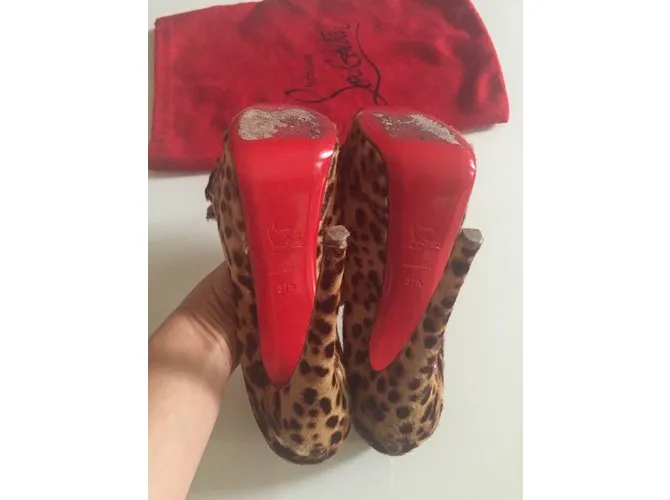 Christian Louboutin Señora peep Estampado de leopardo 