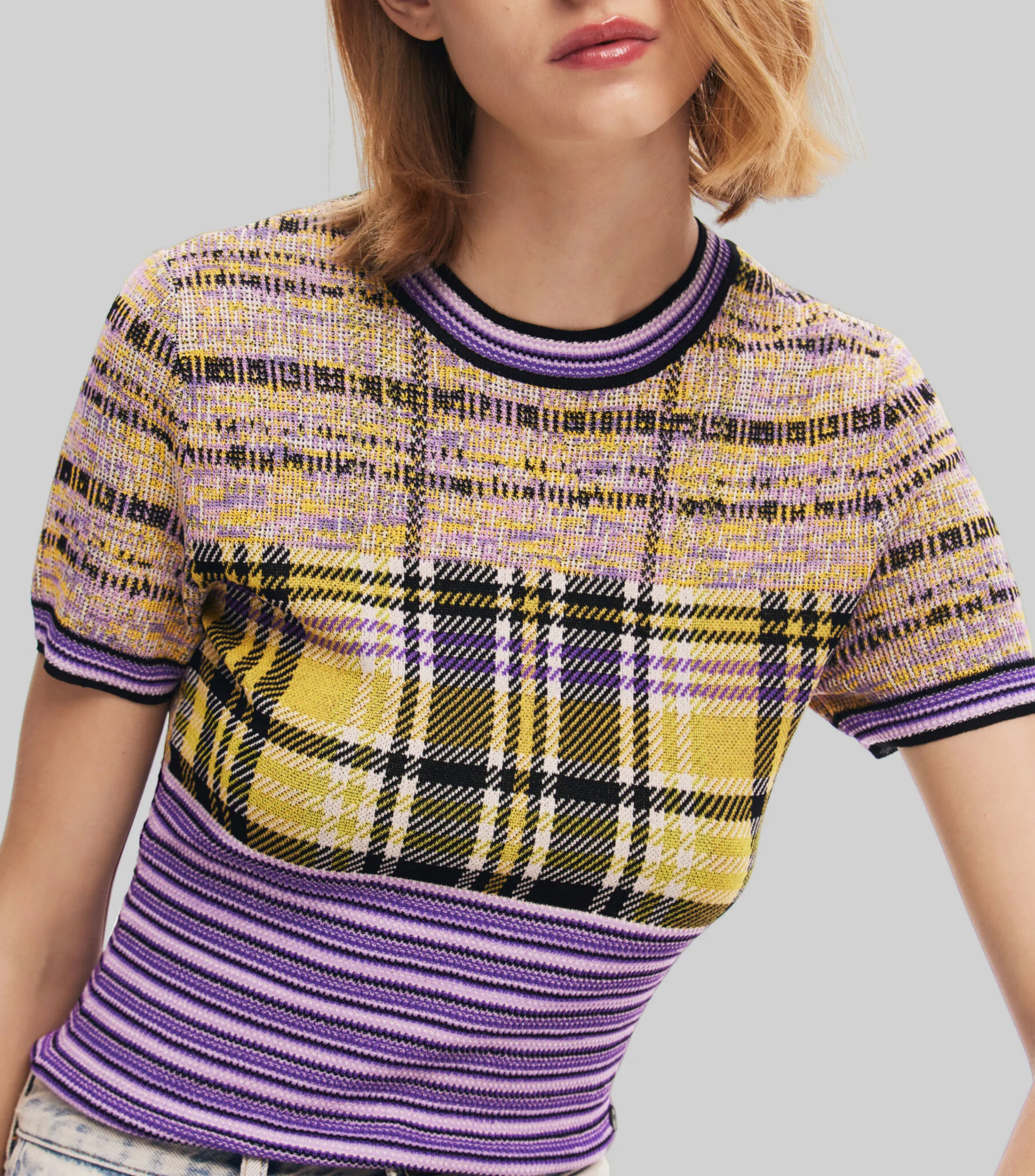 Desigual Playera cuello redondo manga corta con rayas y cuadros Mujer