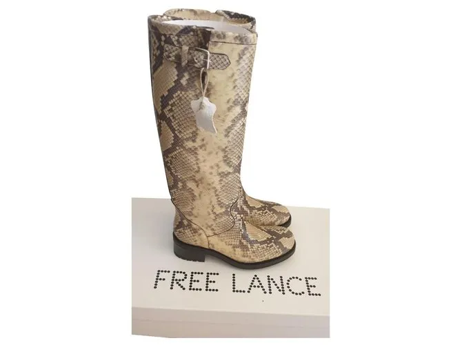 FREE LANCE MOTORISTA 4 GERONIMO  ESTAMPADO DE SERPIENTE BEIGE 