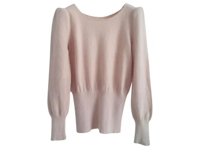 French Connection 70% angora / pelo de conejo. mangas hinchadas. Beige 
