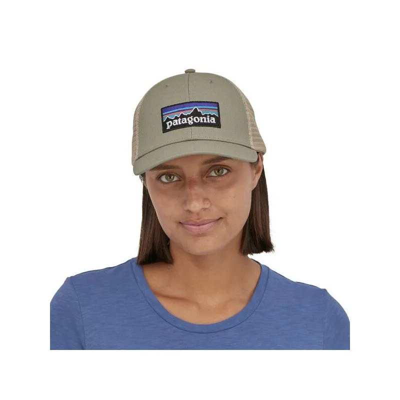GORRA PATAGONIA P6 LOGO LOPRO TRUCKER HAT (VERDE JARDíN)
