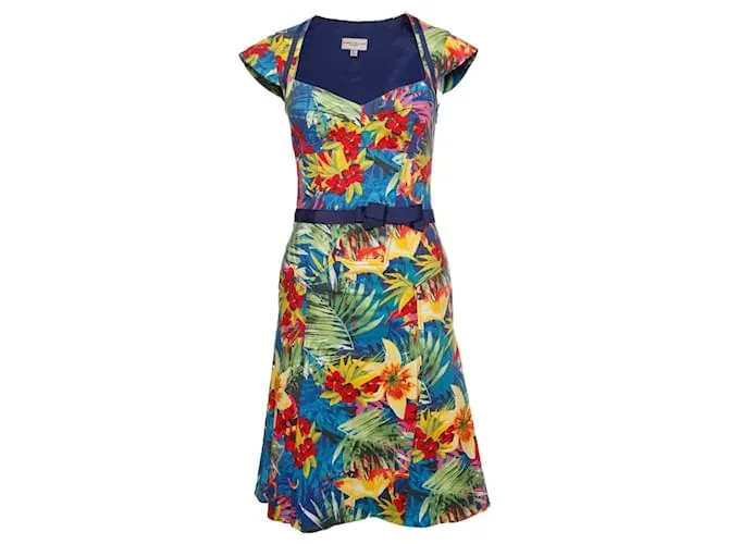 Karen Millen, Vestido con estampado tropical. Multicolor 