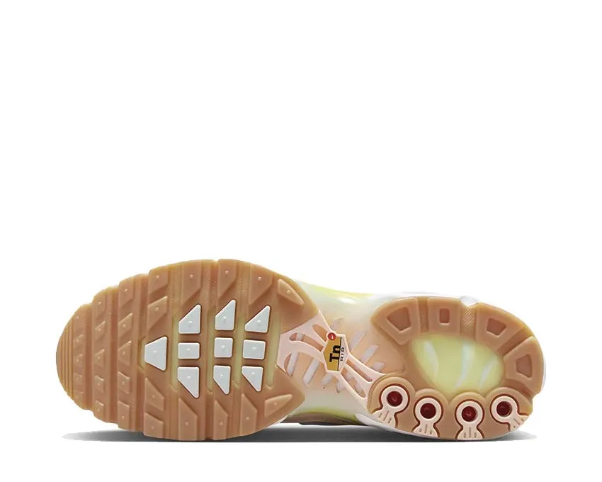 Nike Air Max Plus W Crimson Tint