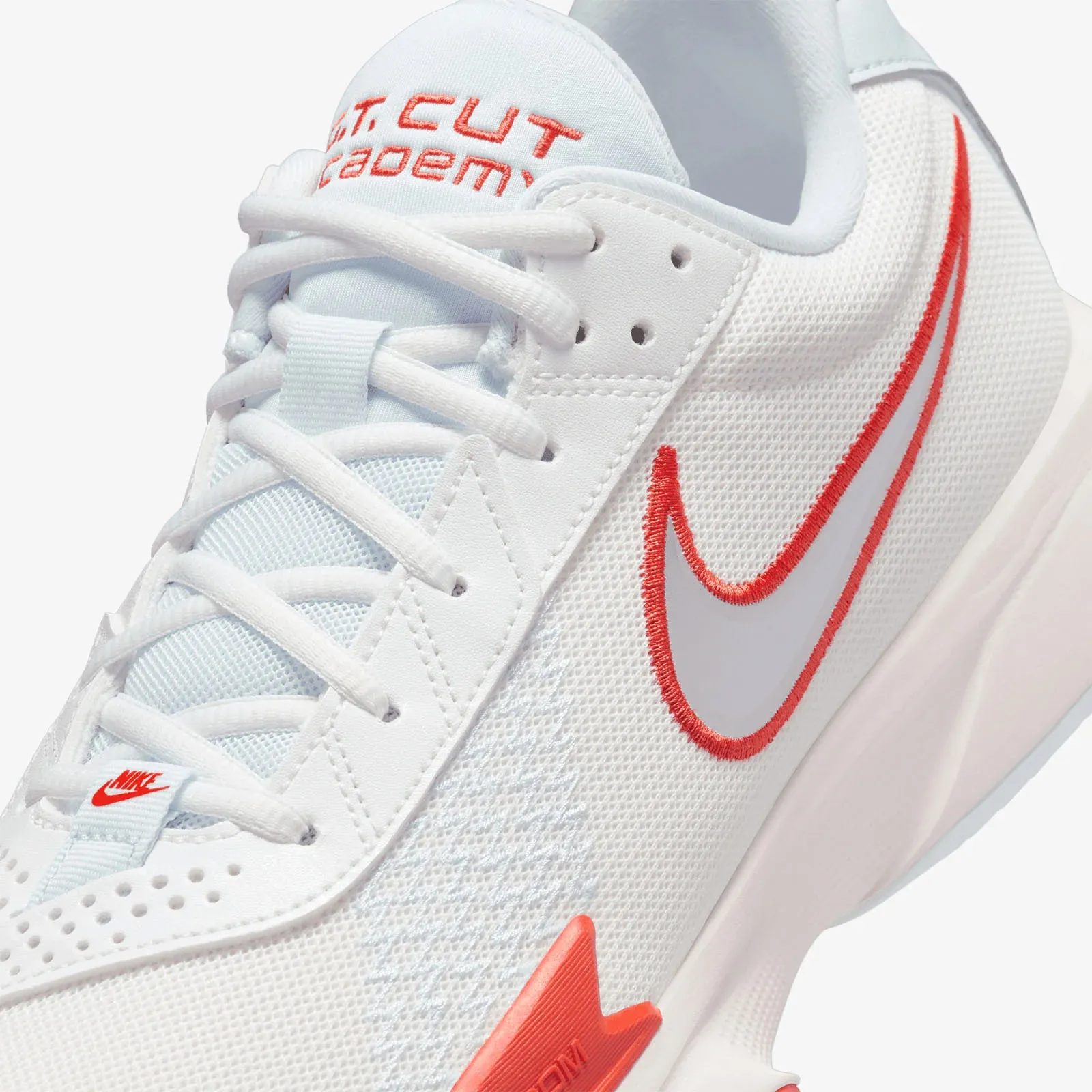 Nike G.T Cut Academy 