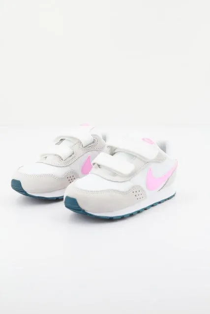 NIKE MD VALIANT