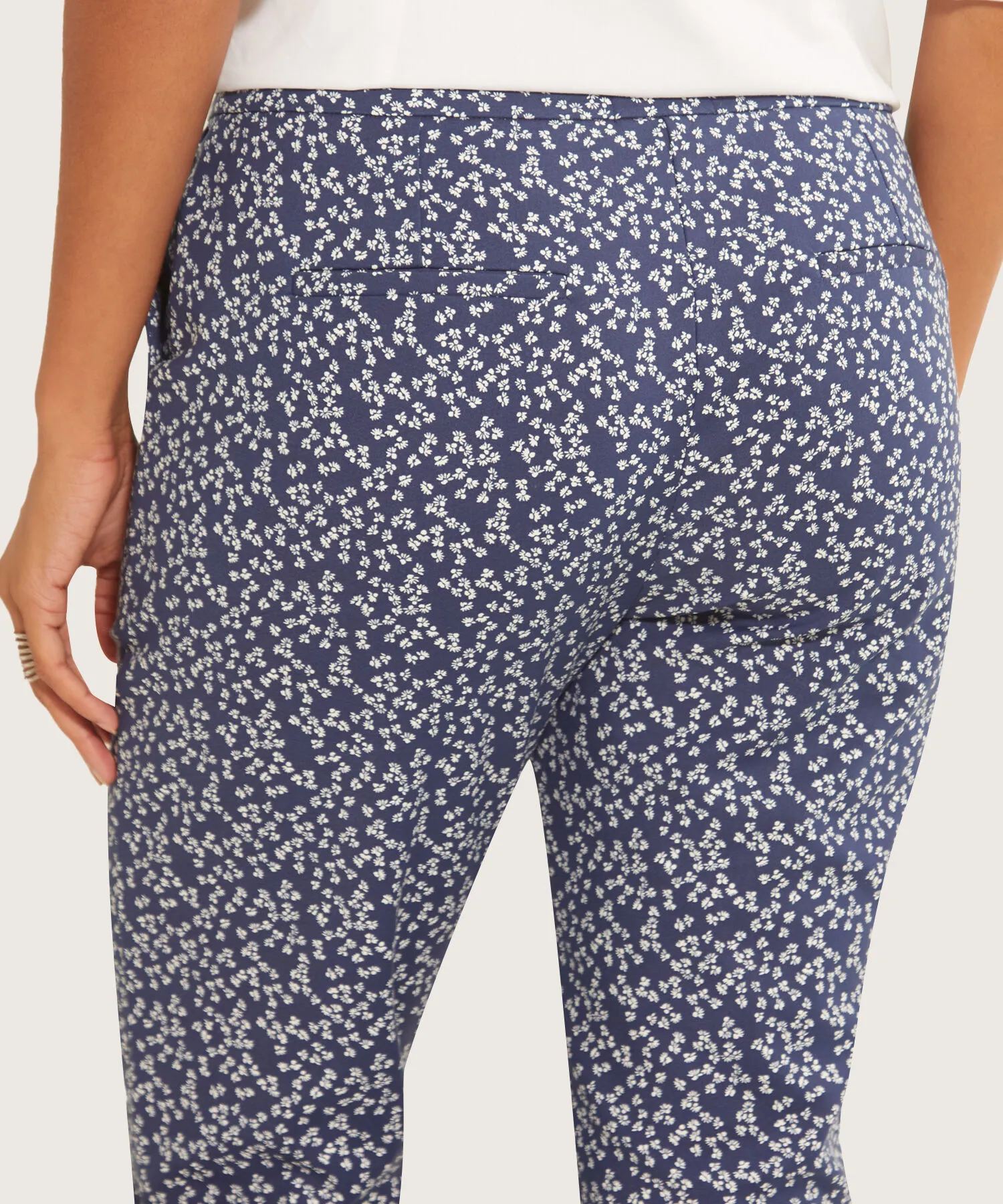 PANTAL&OACUTE;N CL&AACUTE;SICO ESTAMPADO CON EL&AACUTE;STICO UNICOLOR EN PRETINA
