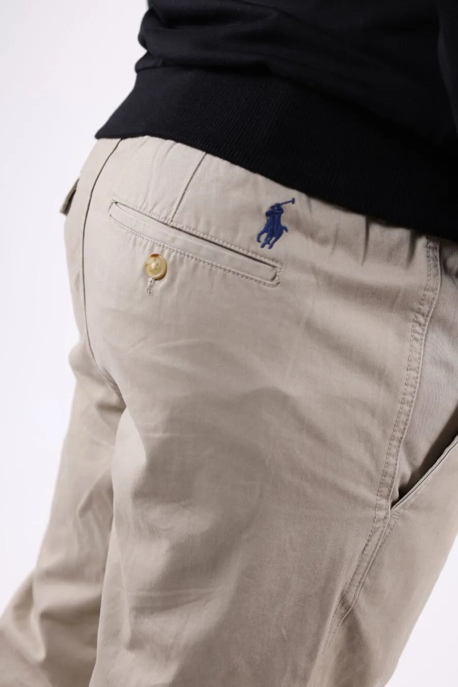 Pantalón beige 
