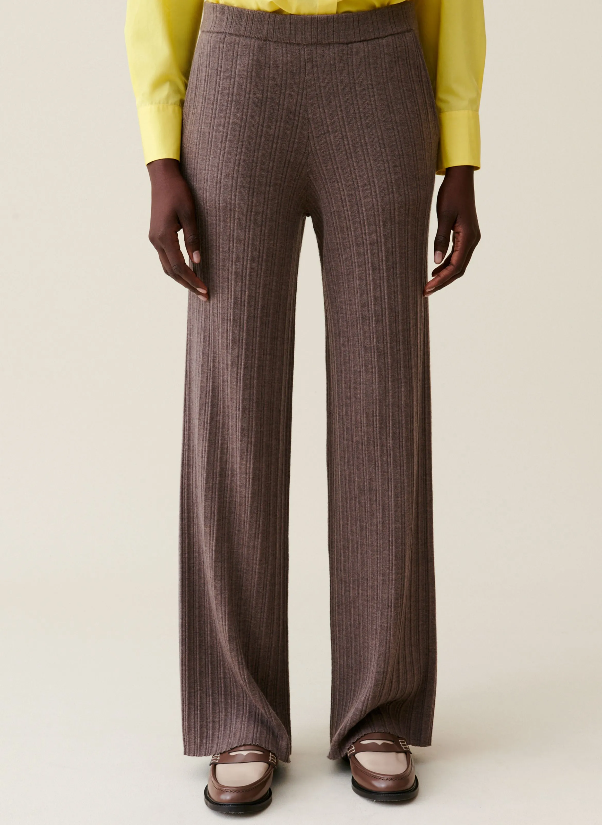 Pantalón de lana en marron