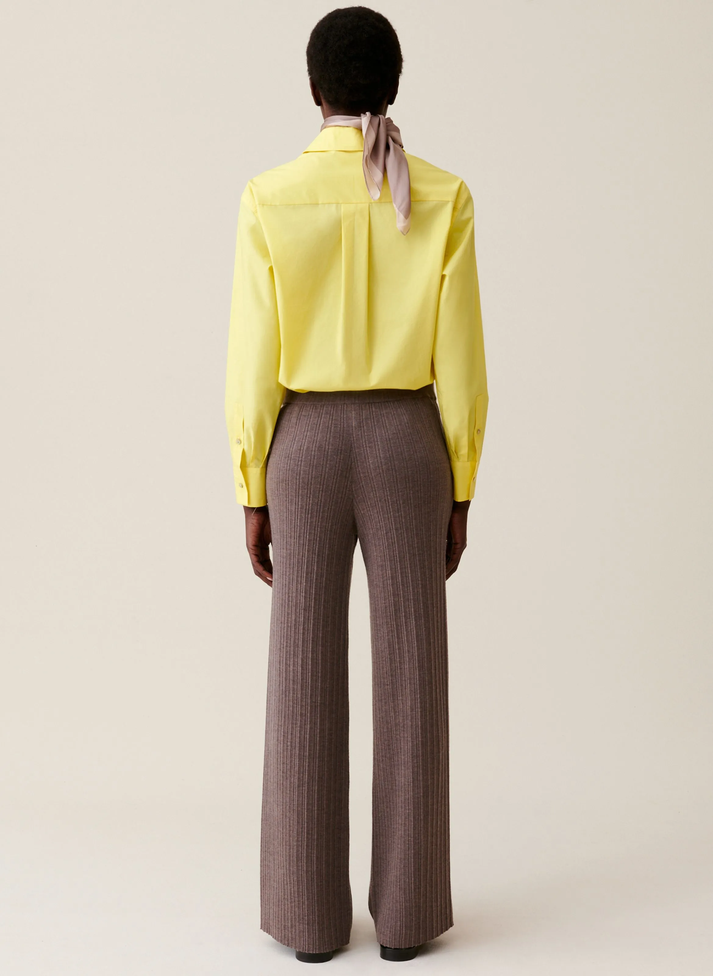 Pantalón de lana en marron