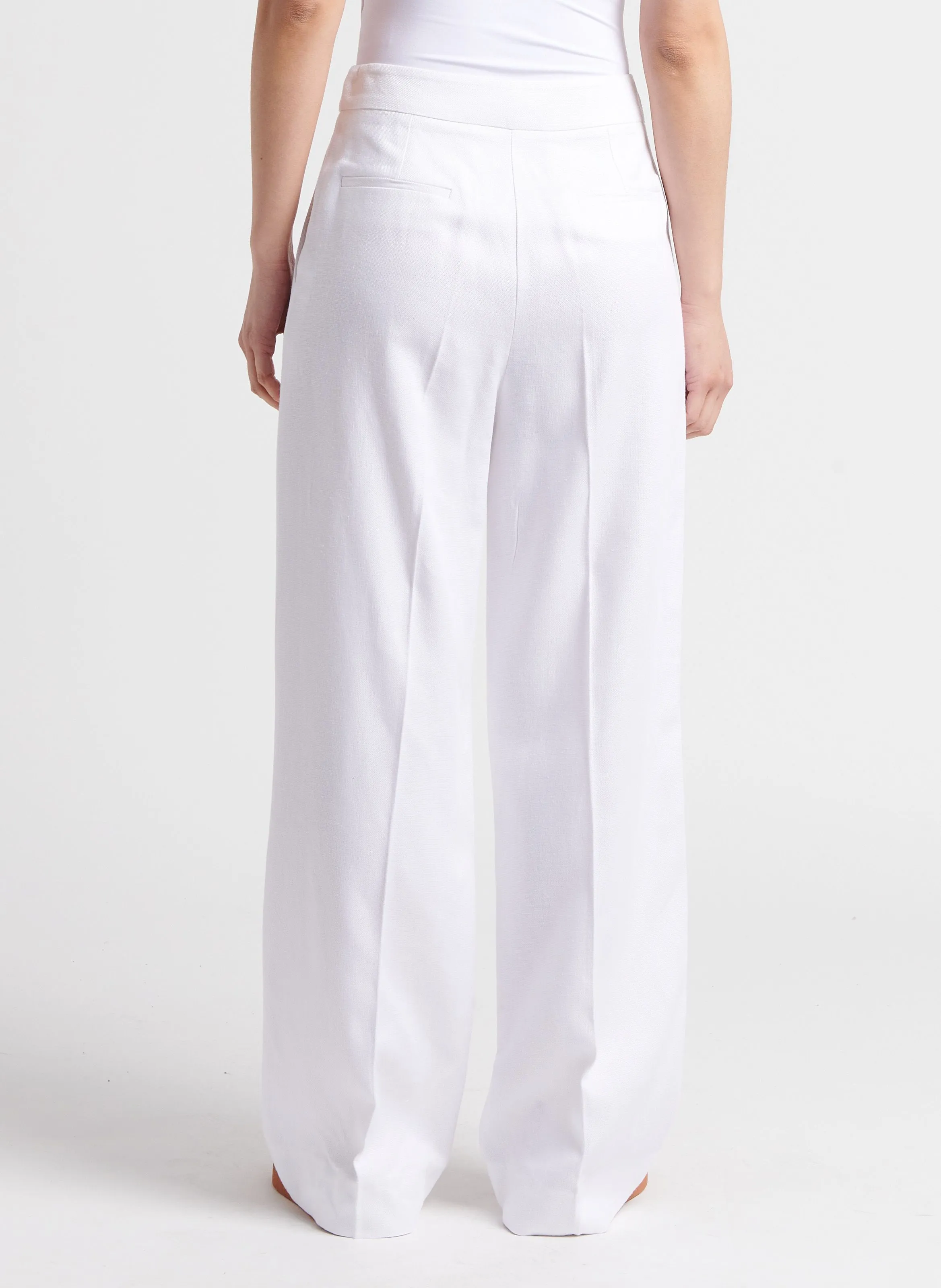 PARTENA  PANTALóN ANCHO DE TIRO ALTO EN BLANCO