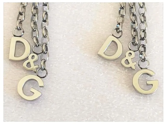 Pendientes Dolce & Gabbana modelo DJ0150 tres hilos con logo de acero Plata 