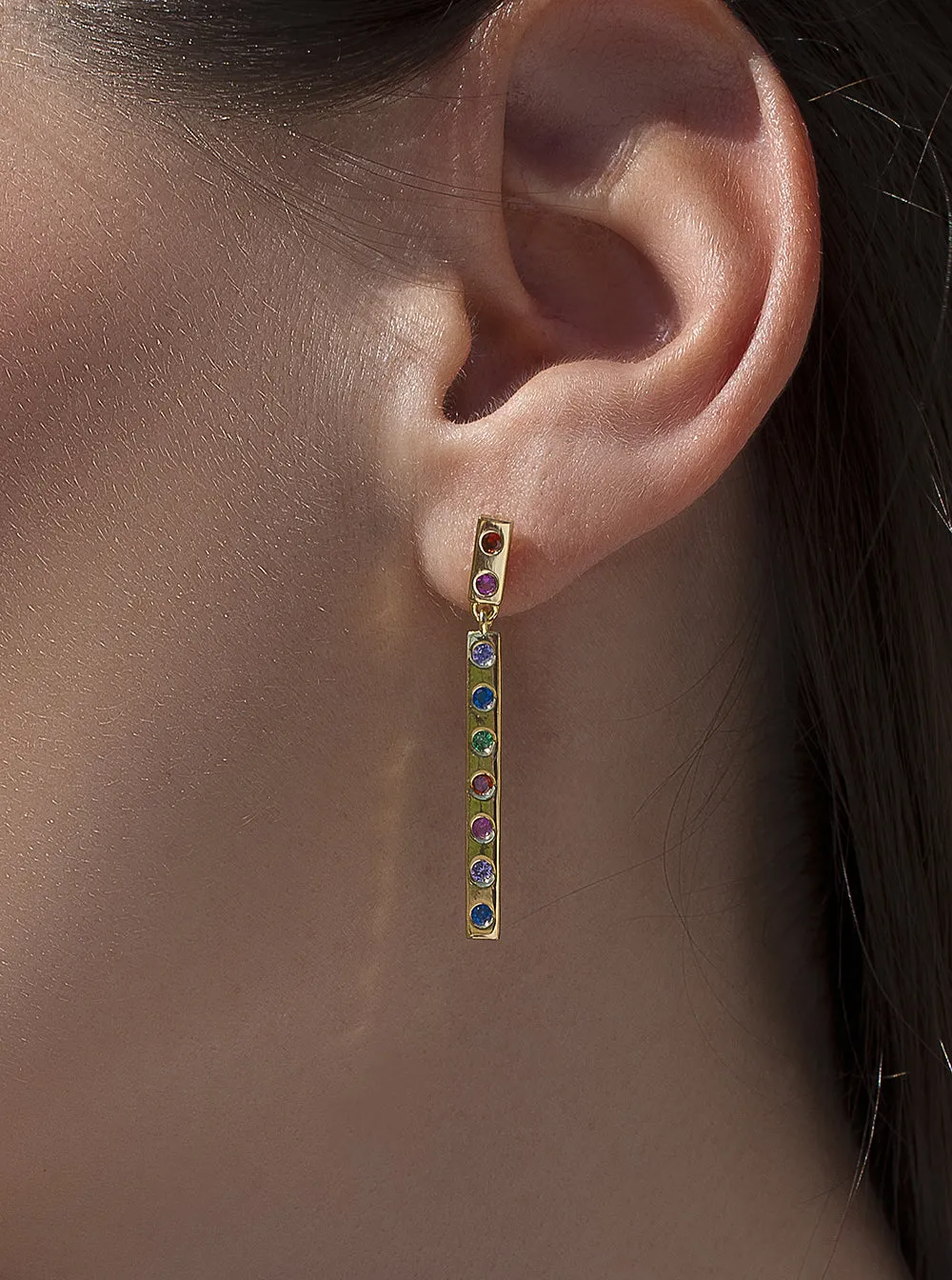 Pendientes largos de plata baados en oro diseo multicolor