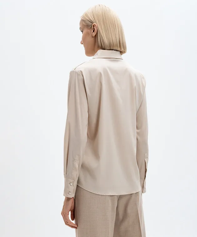 Peserico Beige silk blouse with monil chain