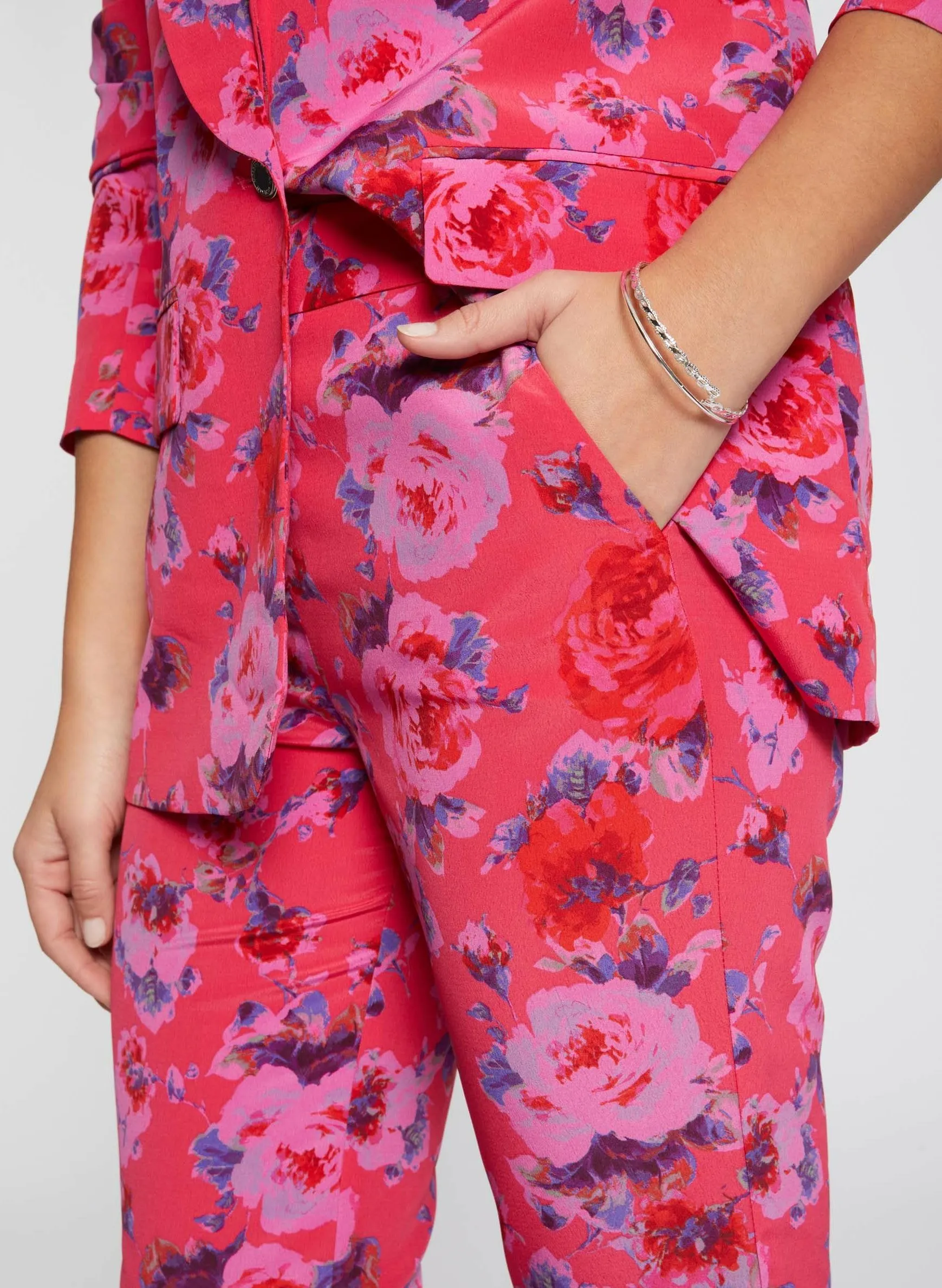 POLIN.F  PANTALóN ACAMPANADO ESTAMPADO FLORES EN MULTICOLOR