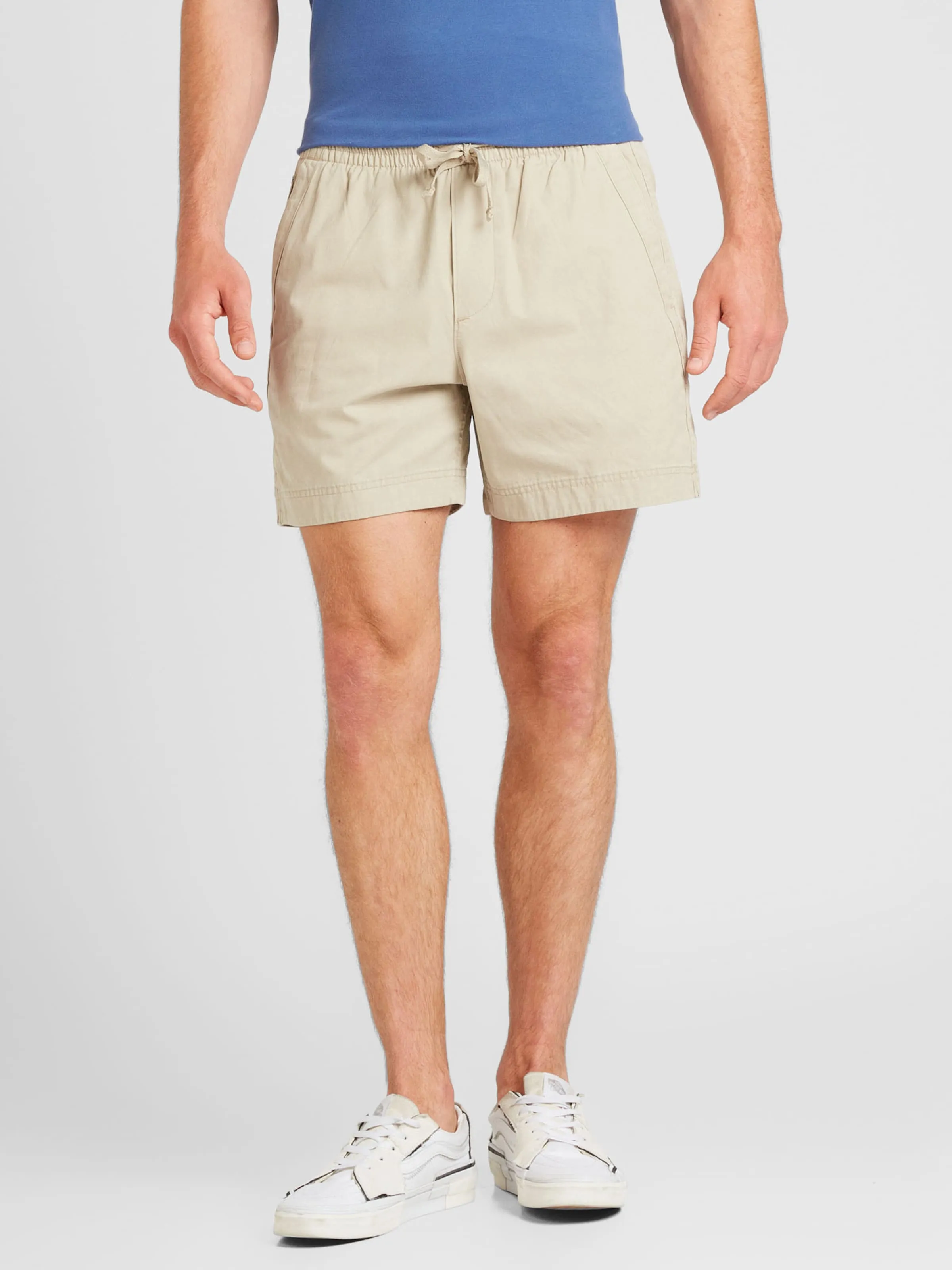 regular Pantalón Abercrombie & Fitch en Capuchino