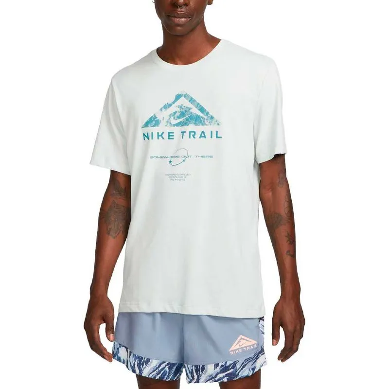 Remera Nike Trail