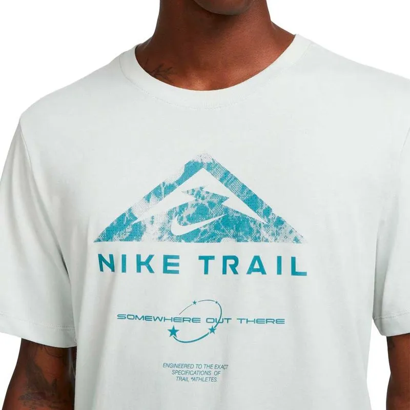 Remera Nike Trail