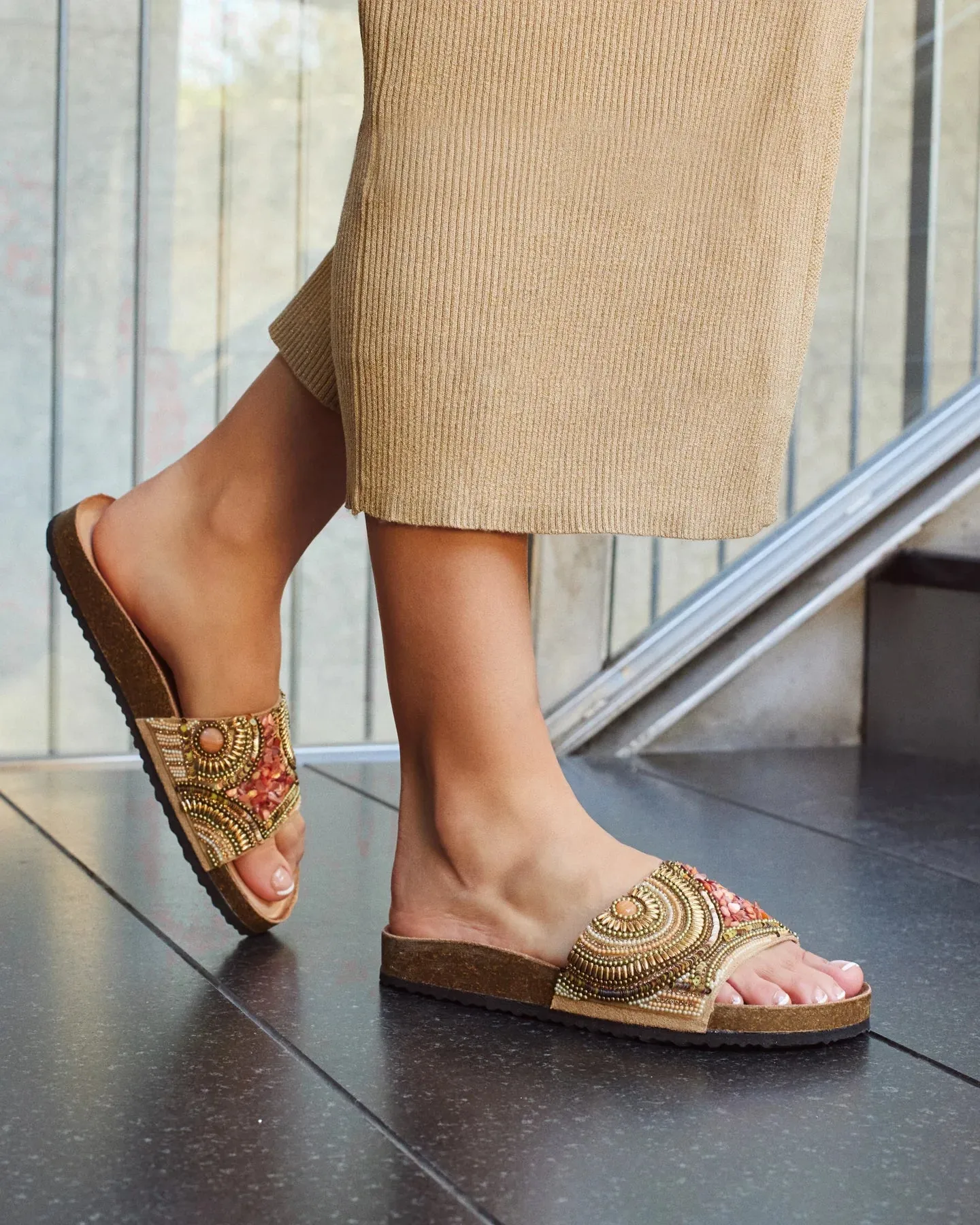 SANDALIA NURIA GOLD