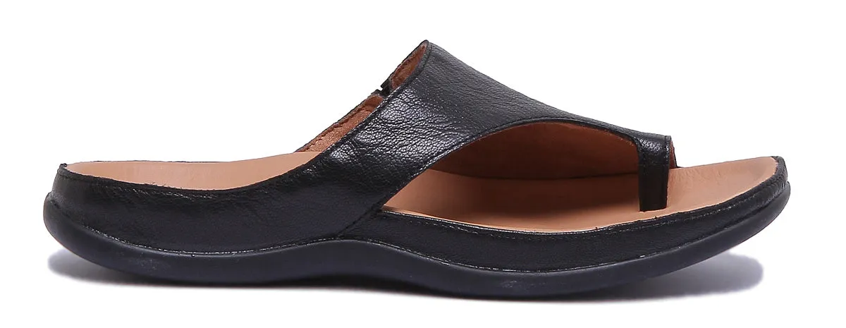 Strive Capri Sandalia de cuero con lazo en el dedo del pie para mujer en oro metálico