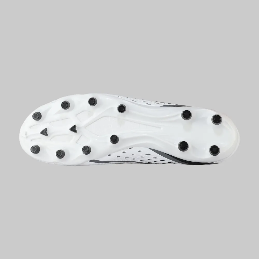 Taquetes Onboard Defender FG Hombre