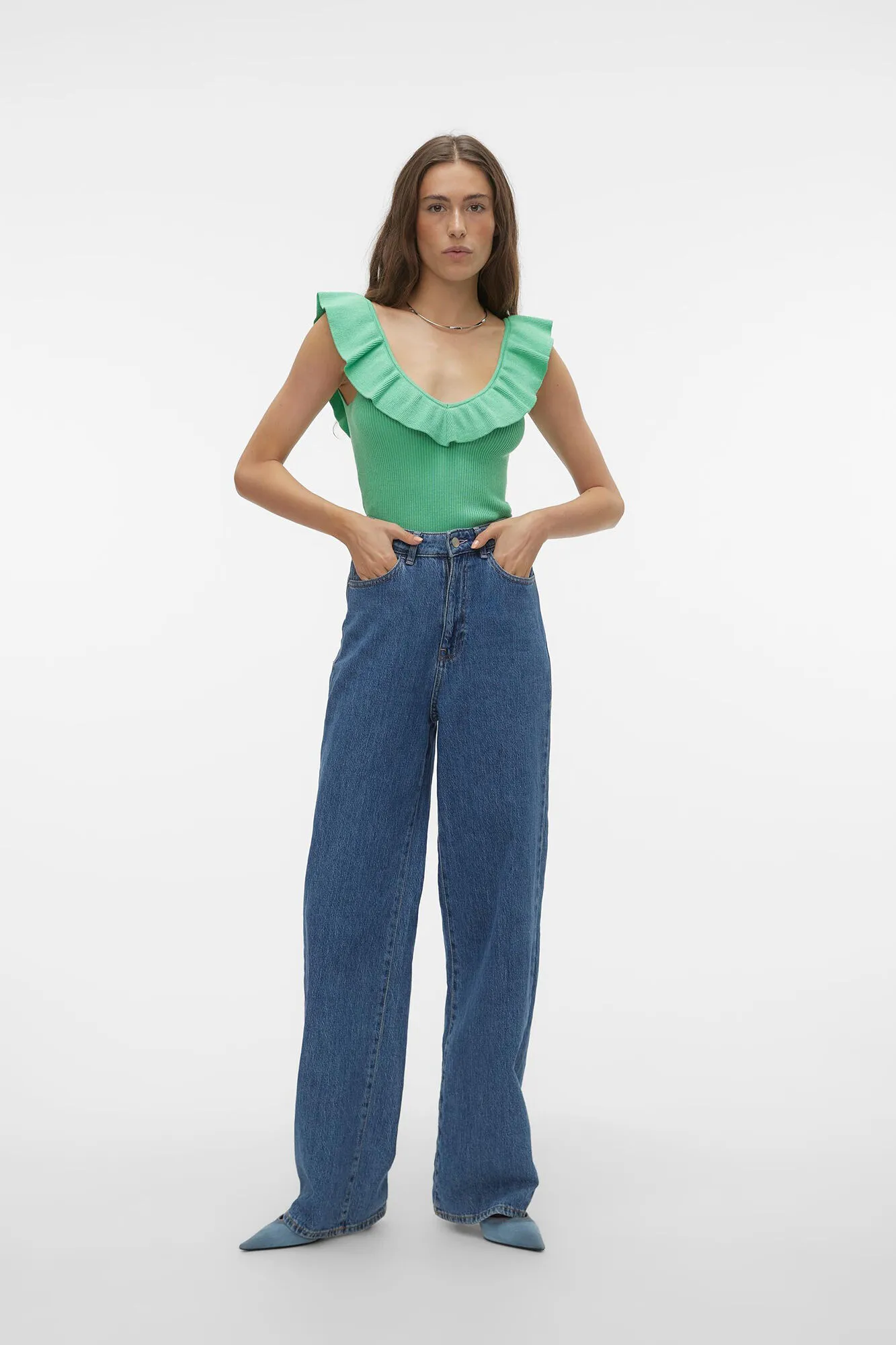 Vero Moda Top escote con volante