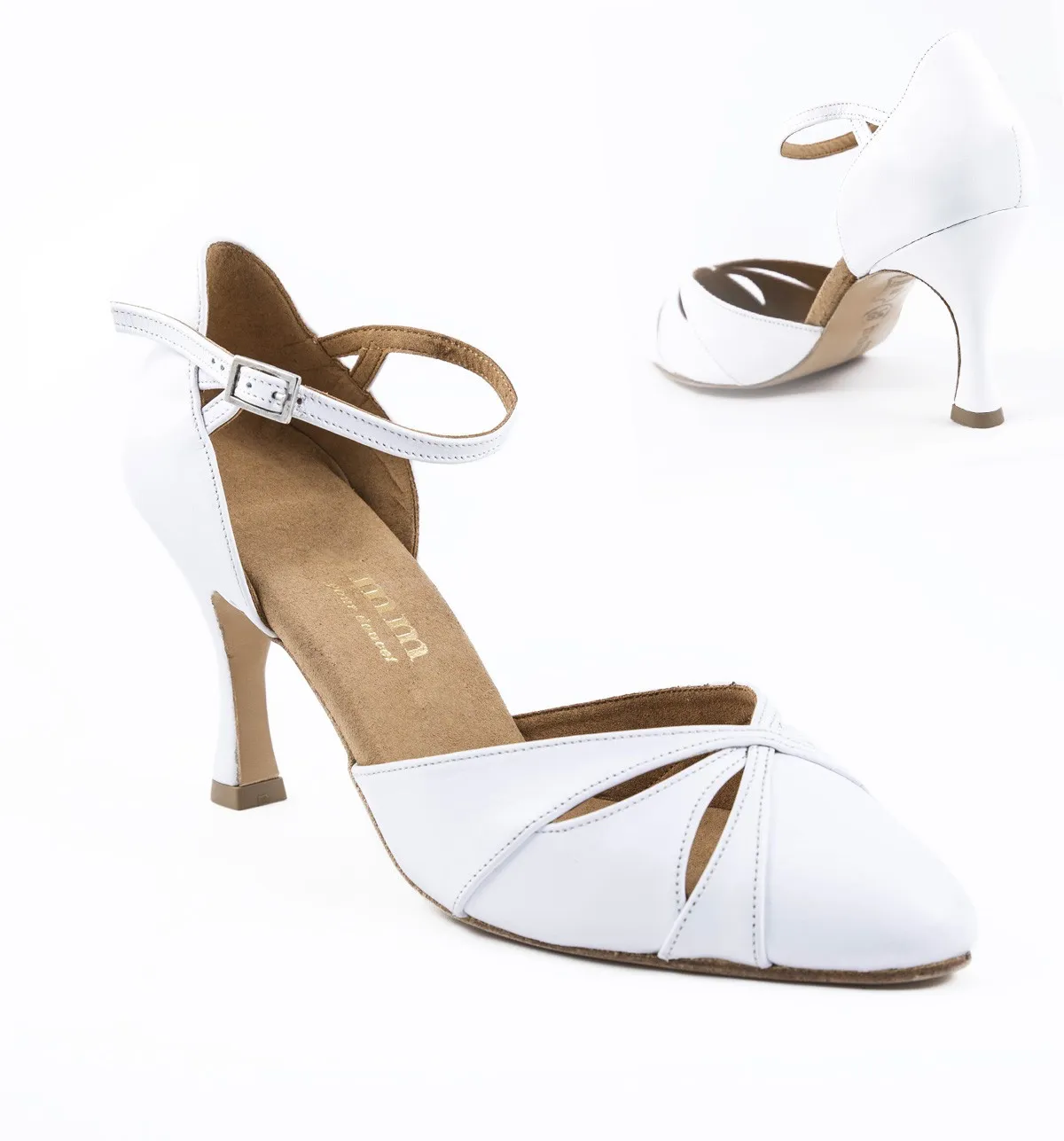 Zapato de tacon blanco elegante en piel
