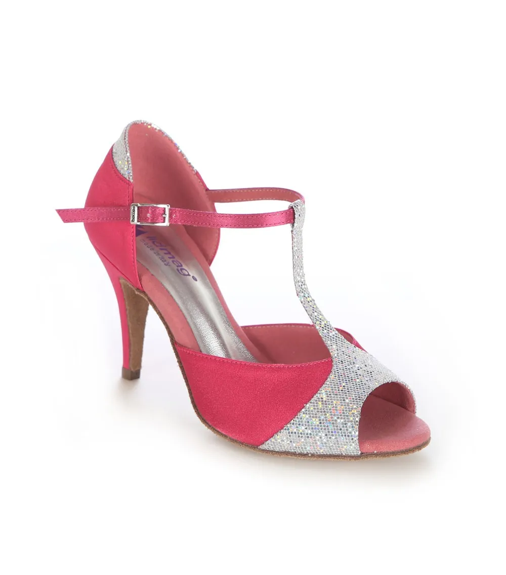 Zapato de tacon rosa y plata elegante
