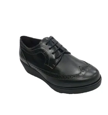 Zapato mujer con cordones cuña tipo inglés Sigo en negro