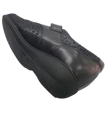 Zapato mujer especial plantillas Doctor Cutillas en negro