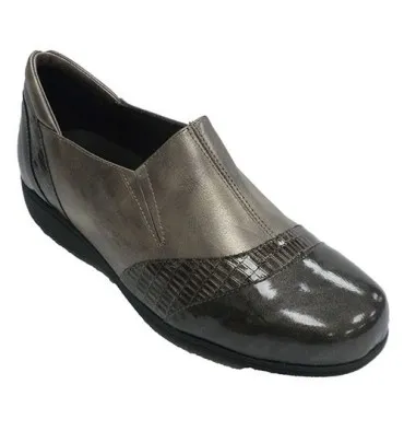 Zapato mujer gomas laterales especiales para plantillas Doctor Cutillas en metalizado