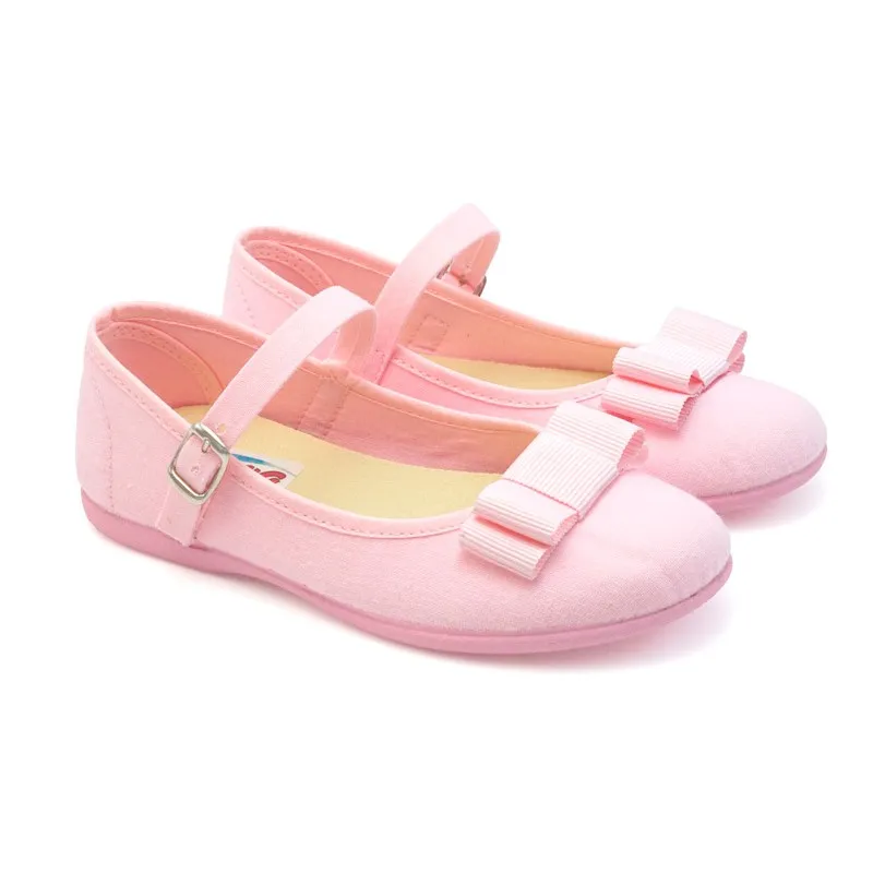 Zapatos de niña en lona con lazo